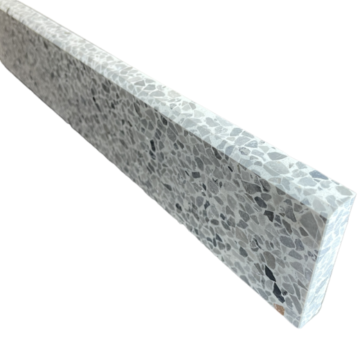 Terrazzo sokkelliste reykjavik slebet overflade og top med fas 40x1,5x7,5 cm