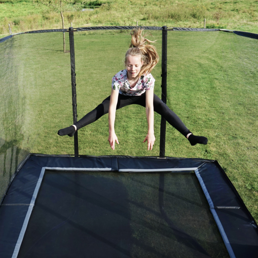 Exit Peakpro trampolin sort 305x519 cm - Velegnet til erfarne