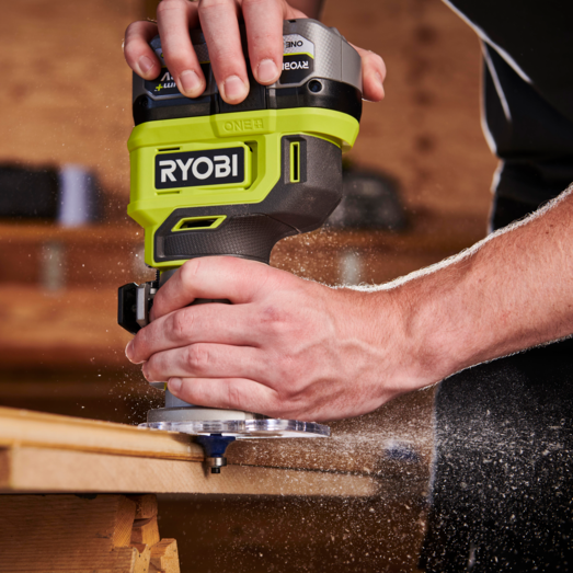 Ryobi RTR18-0 overfræser 18V ONE+ solo