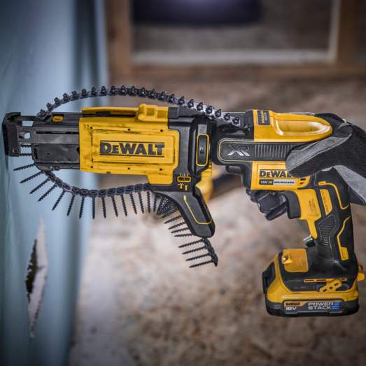 DeWALT DCF620E1K gipsskruemaskine med powerstack batteripakke