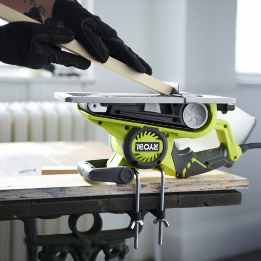 Ryobi EBS800V båndsliber 800W