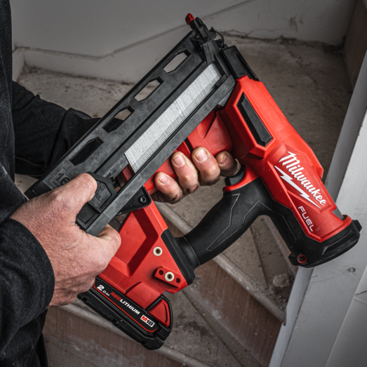 Milwaukee M18 FN16GA-OX dykkerpistol