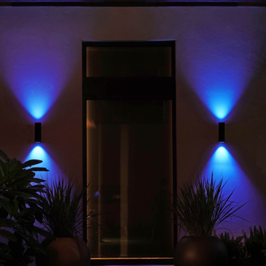 Philips Hue Appear udendørs væglampe sort