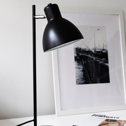 Dyberg Larsen Skagen bordlampe E27 mat sort