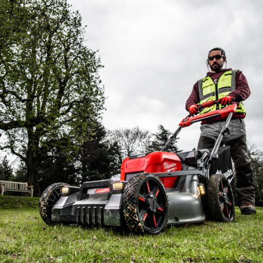 Milwaukee M18 F2LM53-0 akku plæneklipper solo