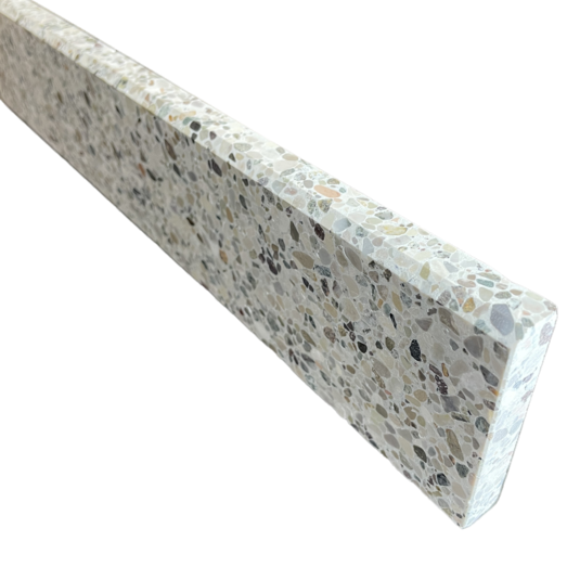 Terrazzo sokkelliste san francisco slebet overflade og top med fas 40x1,5x7,5 cm