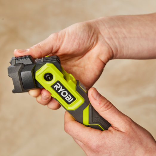 Ryobi RLP4-120G lommelygte 4V USB lithium